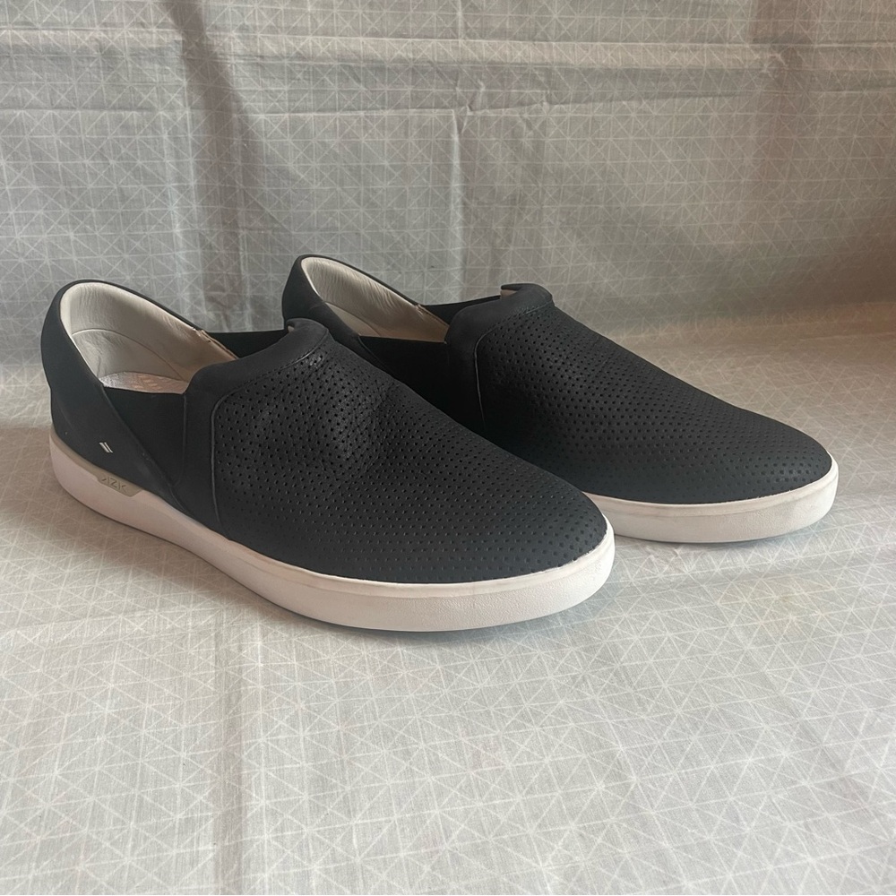 Kizik Black Perforated Suede Slip On Sneakers‎ 11